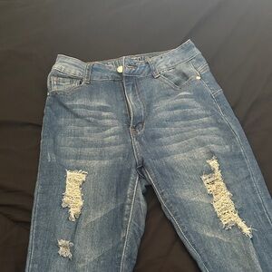 Stylish Blue Distressed Skinny Jeans